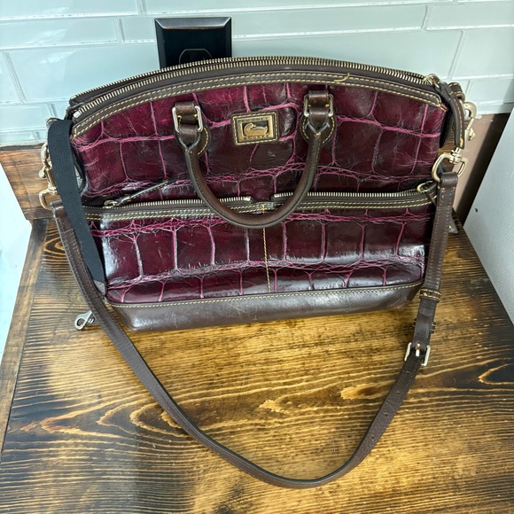 Dooney & Bourke Red/Burgundy Dillon Crocodile‎ Satchel - Picture 1 of 14